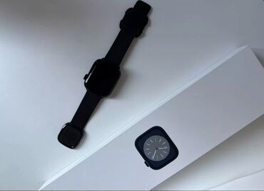 бу смарт часы:  AppleWatch Series 8, 41 mm, midnight aluminum case. Кожаный ремешок