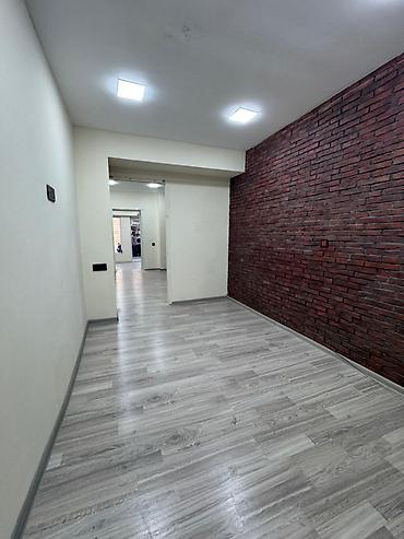 Kommersiya daşınmaz əmlakı: Gənclik ərazisində, Ceyhun Hacıbəyli küçəsində, Hərbi Prokurorluqla — 2