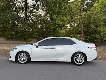 авто вкуп бишкек: Toyota Camry: 2019 г., 2.5 л, Гибрид, Седан — 3