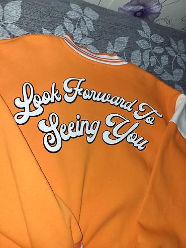 sumqayitda jaket: Narıncı rəngli kollec üslubunda jaket - Rəng: parlaq narıncı, ağ — 3