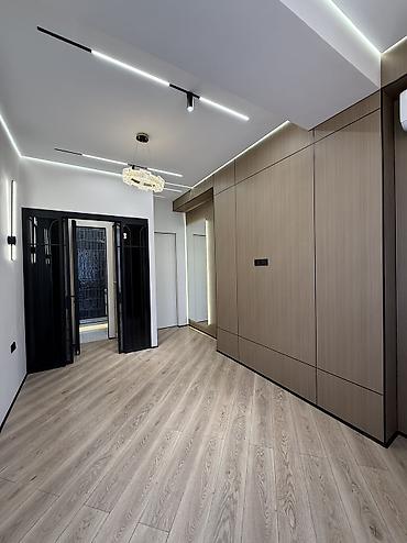 елисей: 3 комнаты, 75 м², 4 этаж — 4
