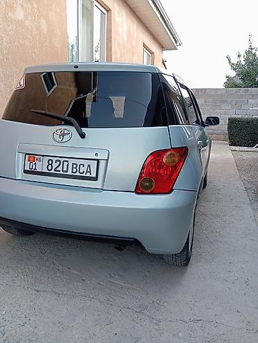 дайхатсу пизар: Toyota Ist: 2003 г., 1.5 л, Автомат, Бензин, Хэтчбэк — 5