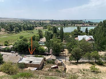 Продаётся дом с участком в живописном месте у подножия холмов Рядом с