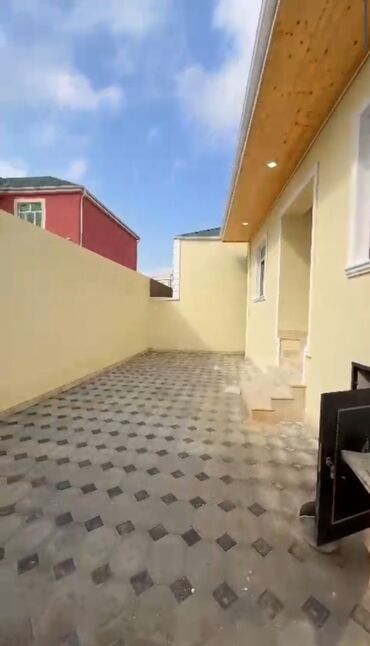 gencede satilan heyet evleri 2024: Binəqədi qəs. 4 otaqlı, 120 kv. m, Kredit yoxdur, Yeni təmirli