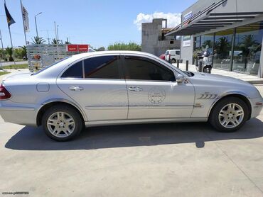 Transport: Mercedes-Benz E 270: 2.7 l | 2002 year Sedan