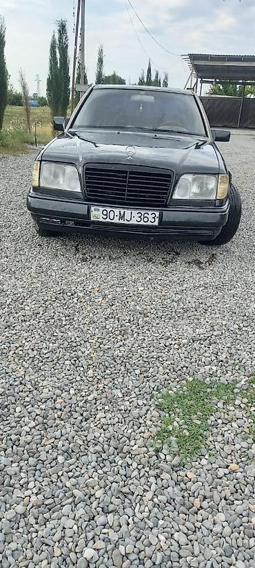 turbo.az c220: Mercedes-Benz E 250: 2.5 l | 1994 il Sedan — 4