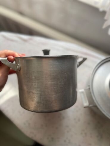 набор посуды фарфор: Кастрюли алюминиевые 
Большая 20л