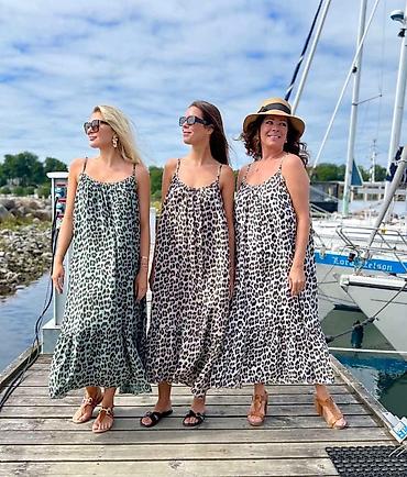 kaputi mango: Haljina duga,siroka sa leopard printom za punije dame. - Kroj — 1