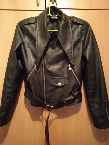 куртка черный: Кожаная куртка, L (EU 40)