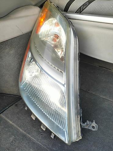 fara pirus: Toyota prius 20k sağ tərəf original amerikanka ksenon fara .Əla — 2