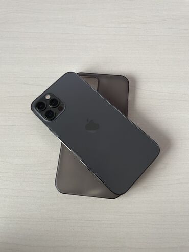 купить телефон в кредит без банка: IPhone 12 Pro, Б/у, 256 ГБ, Matte Space Gray, Чехол, 79 %