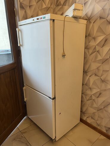 холодильник бу продаю: Холодильник Б/у, Side-By-Side (двухдверный), 60 * 160 *
