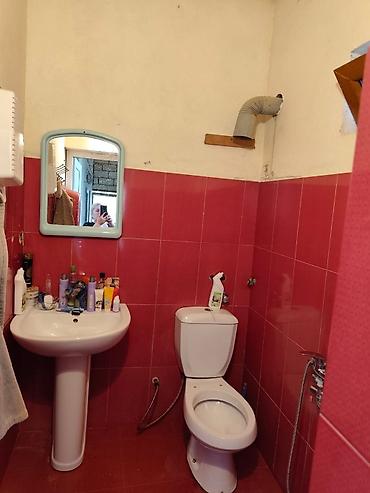 kiraye ile satilan evler: 2 otaqlı, 65 kv. m, Kredit yoxdur, Orta təmir — 9