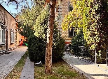 Долгосрочная аренда домов: 350 м², 7 комнат — 19