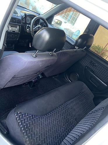 автомабил пикап: Nissan Cube: 2000 г., 1.3 л, Автомат, Бензин, Хетчбек — 8