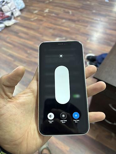 Apple iPhone: IPhone 11, Белый — 9