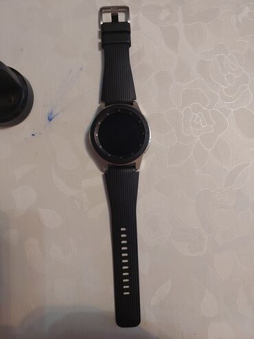 galaxy watch зарядка: Продам срочно часы SAMSUNG GALAXY WATCH модели r-800. Дисплей