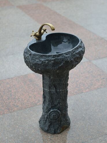 гибкий камень в баку: Təbii daşdan hazırlanmış ayaqüstü lavabosu - Material: tam bərk təbii