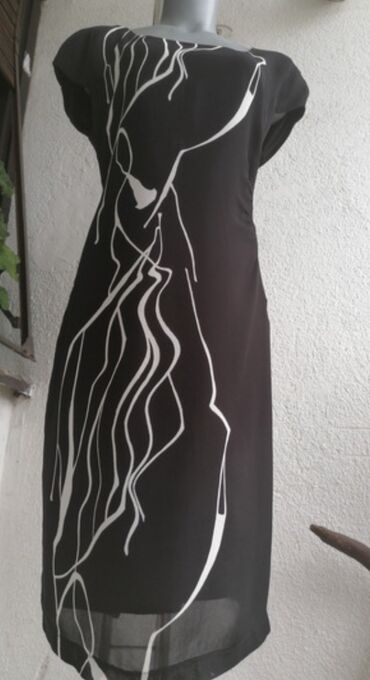 crna lanena haljina: XL (EU 42), color - Black, Other style, Short sleeves