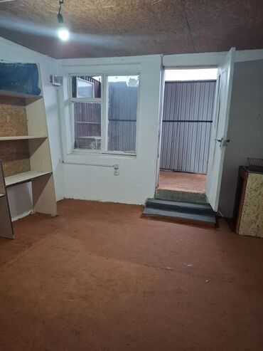 саманный дом: 16 м², 1 комната, Теплый пол, Бронированные двери, Забор, огорожен