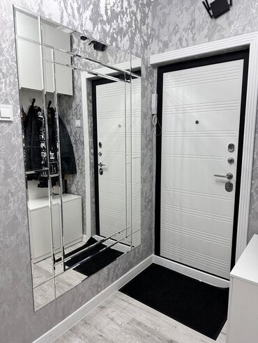 футбольный мини поля: 3 комнаты, 65 м², 105 серия, 8 этаж, Евроремонт