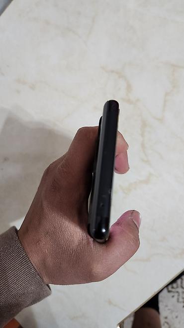 Google: Google Pixel 6, Б/у, 256 ГБ, цвет - Черный, 1 SIM, eSIM — 12