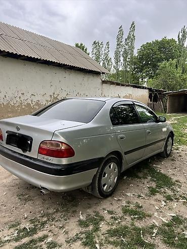 переходник с китайской вилки на европейскую для электромобиля: Toyota Avensis: 2001 г., 1.8 л, Механика, Газ, Седан — 4