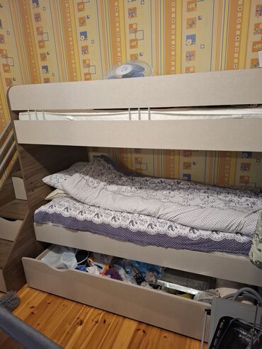 İkimərtəbəli uşaq çarpayıları: Oğlan və qız üçün, Çarpayı, Matras ilə, Siyirməli — 3