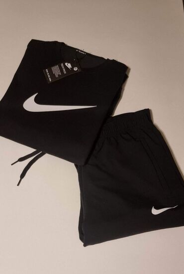 Trenerke: Hit muski kompleti po akcijskim cenama1 za 2350, 2 za 3800 din na lalafo.rs — 13 Trenerke: Hit muski kompleti po akcijskim cenama1 za 2350, 2 za 3800 din — 13