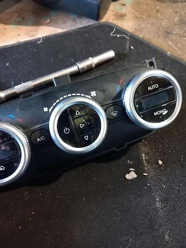 multimedia za auto: KOMANDE VENTILACIJE FIAT 500 L DIGITALNA KLIMA | Fiat 500 L komande — 1