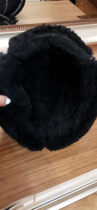 Baş geyimləri: Qışpapaqları, kişi üçün,Rusiyadan alınıb,qara 25manat,qəhvəyi -da lalafo.az — 7 Baş geyimləri: Qışpapaqları, kişi üçün,Rusiyadan alınıb,qara 25manat,qəhvəyi — 7