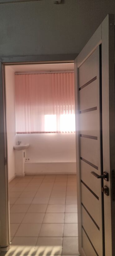 офис в бизнес центре: Сдаю Кабинет в салоне, 10 м², Для бровиста, Для визажиста, Для лешмейкера