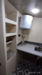 Uzunmüddətli kirayə mənzillər: Qarayevde 5/5 mertebesinde 1 otaqli ev komunal daxil 350 — 6