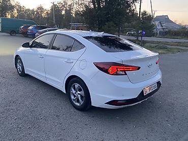 хендай элентра: Hyundai Elantra: 2019 г., 1.6 л, Вариатор, Бензин, Седан — 6