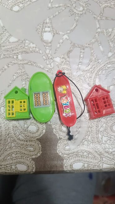 Digər elektrik malları: Kolleksiya üçün əşyalar Tərkib: - 6 ədəd AA ölçülü Ni-Cd doldurulan — 6