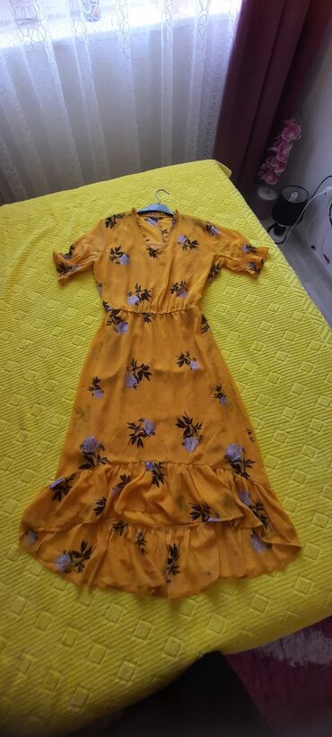 haljine u a kroju: L (EU 40), XL (EU 42), bоја - Žuta, Kratkih rukava
