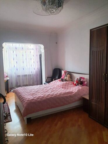 Köhnə tikili: Bakı, 4 otaqlı, Köhnə tikili, m. Xətai, 100 kv. m -da lalafo.az — 2 Köhnə tikili: Bakı, 4 otaqlı, Köhnə tikili, m. Xətai, 100 kv. m — 2