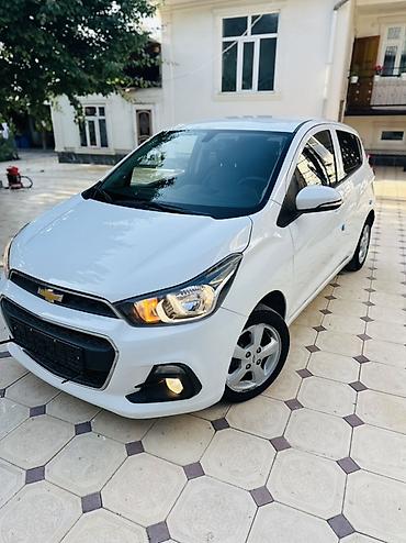 Chevrolet: Chevrolet Spark: 2017 г., 1 л, Вариатор, Бензин, Хэтчбэк — 1