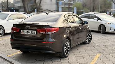 Продажа авто: Kia Rio: 2017 г., 1.6 л, Автомат, Бензин, Седан — 3
