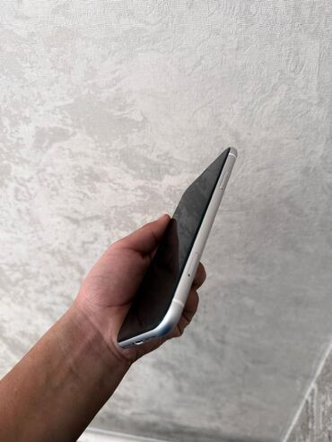 Apple iPhone: IPhone Xr, Б/у, 128 ГБ, Белый, Чехол, Коробка, 77 % — 6