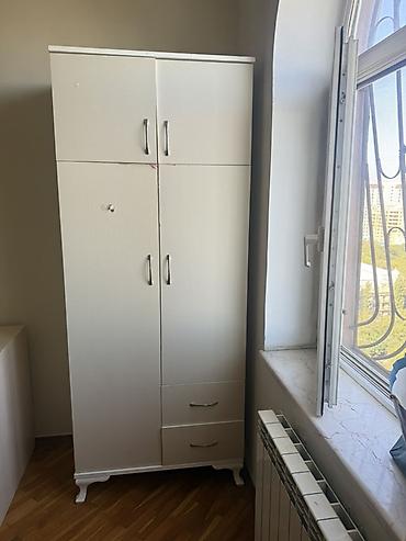 Ağ rəngdə çoxfunksiyalı paltar dolabı - Üst hissədə 2 qapılı ayrıca