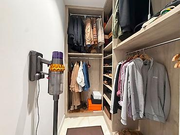 boulevard: For rent a 3 bedroom apartment in the Erkindik Boulevard area. 164 — 4
