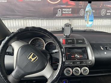 fit 2 2011: Honda Jazz: 2005 г., 1.5 л, Механика, Бензин, Хэтчбэк — 8