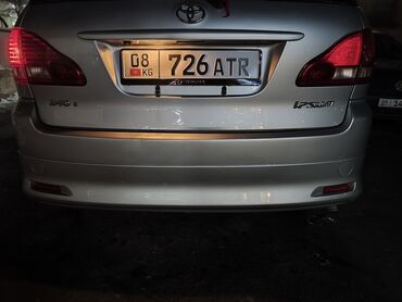 Toyota: Toyota Ipsum: 2003 г., 2.4 л, Автомат, Бензин, Минивэн — 23