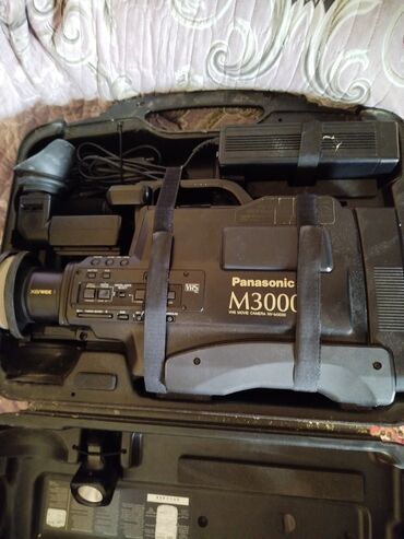 музыкальный центр бу купить: Panasonic M3000 VHS video kamera (NV-M3000) - Format: VHS kasetlərlə