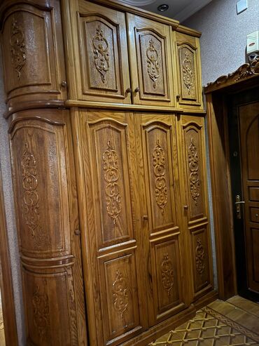 барби шкаф для одежды: Б/у, 4 двери Прямой шкаф, Гардеробный шкаф