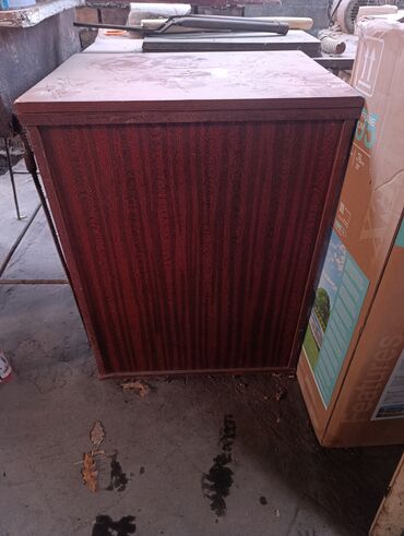 кресла офисные бу: Алюминиевая выдвижная лестница (СССР) - Материал: алюминий. -