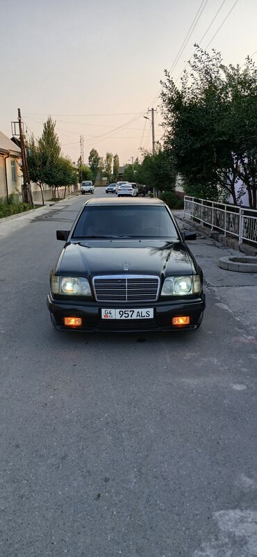 авто зарядное устройство для автомобильного аккумулятора: Mercedes-Benz W124: 1993 г., 2 л, Механика, Бензин, Седан