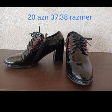 женские классические туфли на танкетке: Tuflilər, Ölçü: 37.5, rəng - Qara, İşlənmiş