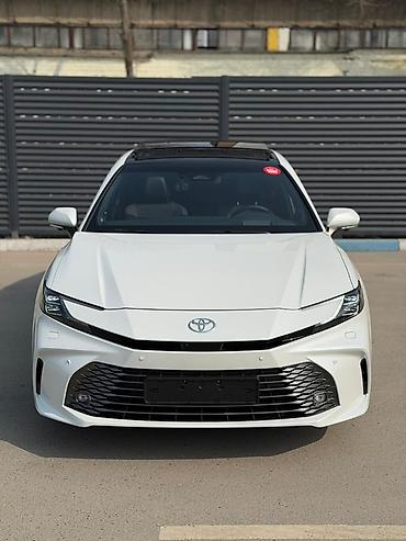 камри фары: Toyota Camry: 2025 г., Автомат, Гибрид, Седан — 9